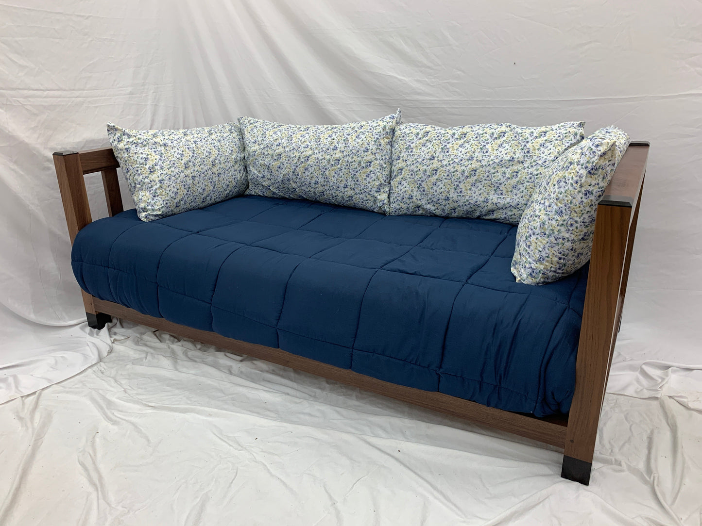 Daybed Frame from Walnut Plans