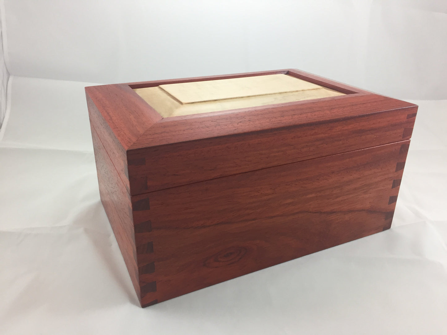 Keepsake Box Plans Including Optional Insert Trays