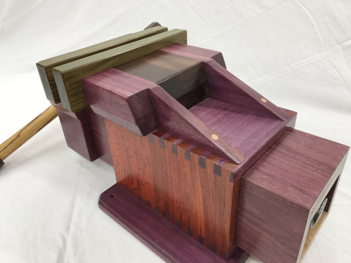 Extreme Bench Vise Plans